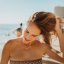 Sol, sal y cloro: cómo salvar tu cabello durante las vacaciones